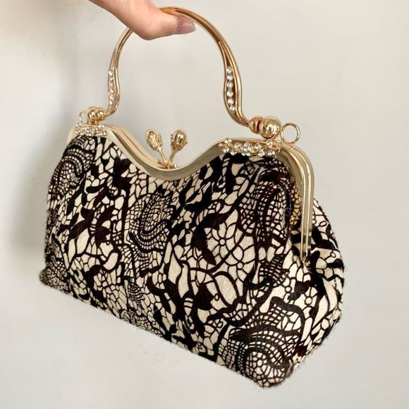 Handmade Real hair-on-horsehide Black Lace Print Kisslock Clutch/Crossbody - Picture 7 of 16